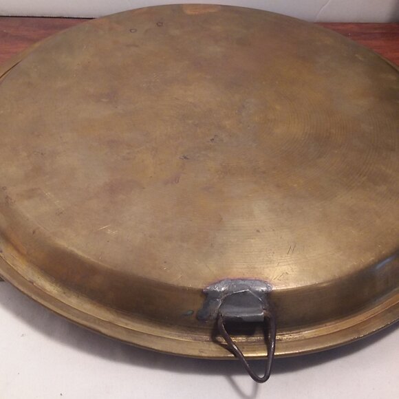 Vintage Brass color  Metal Round Serving/Candle/Wall Decor Tray 10.5" diameter - Picture 4 of 9